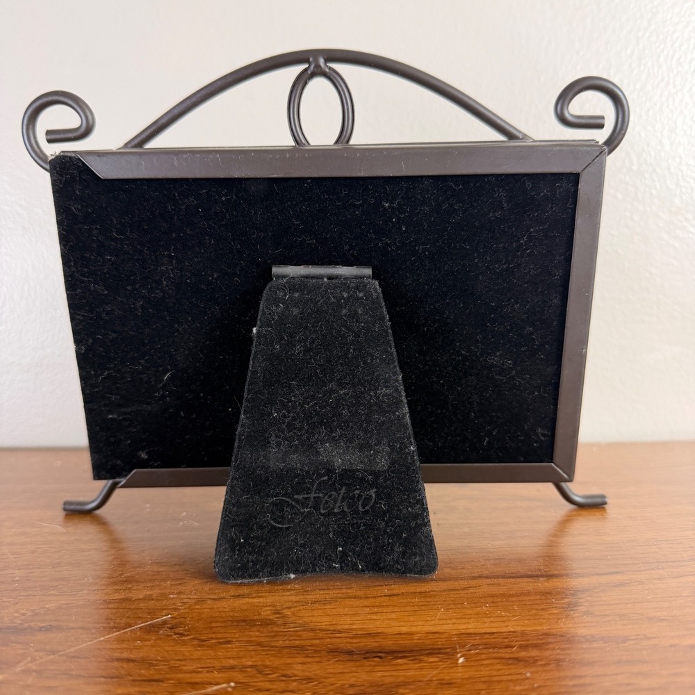 Fetco Home Decor 4x6 Picture Frame Bronze Metal Scroll Tabletop Easel - Picture 3 of 6